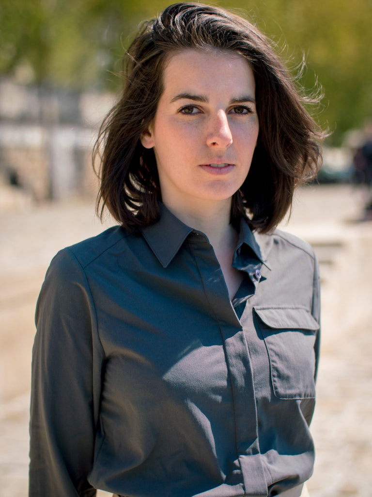 Women's Travel Shirt: Modern Twist on a Classic